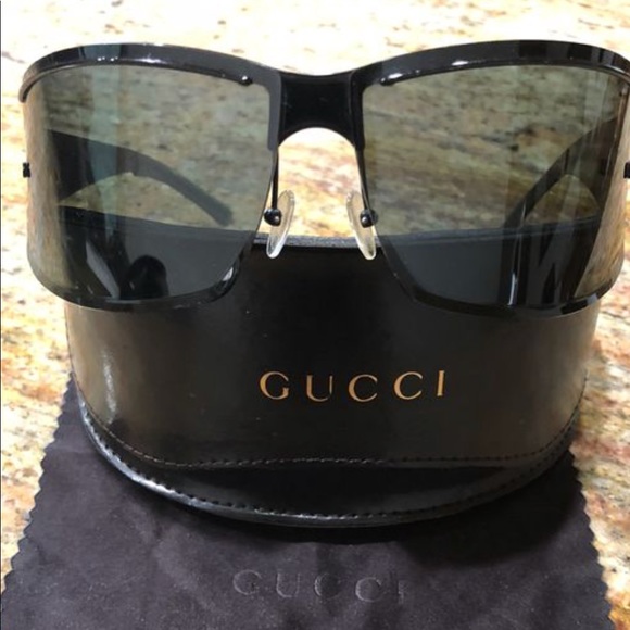 Gucci sunglasses - Picture 2 of 4